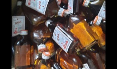 बिरगांव में कार से 3 पेटी अंग्रेजी दारू बरामद,कांग्रेसियों ने अजय चन्द्राकर पर दाग़े सवाल